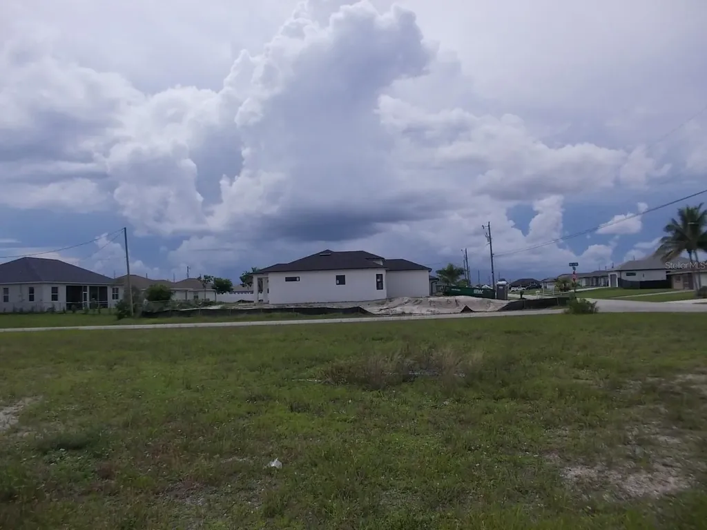 538 NW 25th Terrace Cape Coral FL 33993