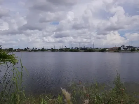538 NW 25th Terrace Cape Coral FL 33993