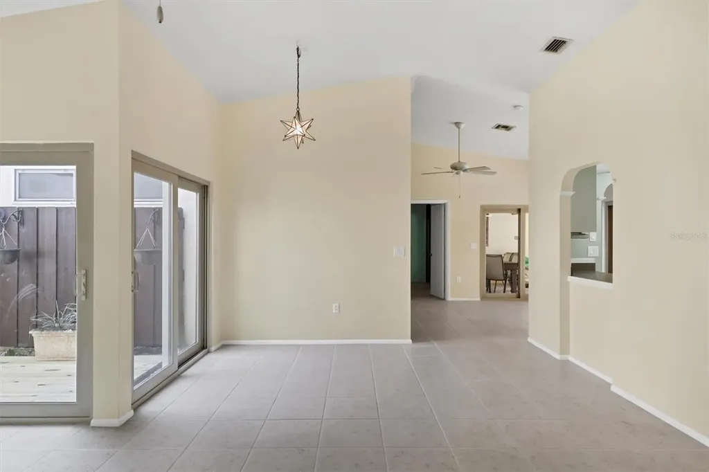 3638 Glen Oaks Manor Drive Sarasota FL 34232