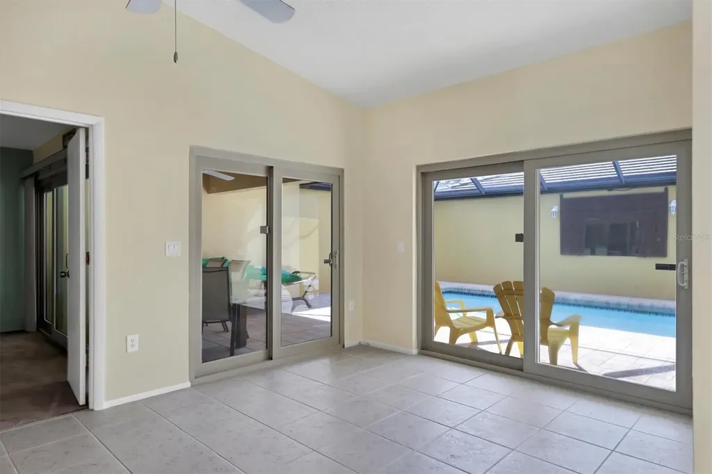 3638 Glen Oaks Manor Drive Sarasota FL 34232