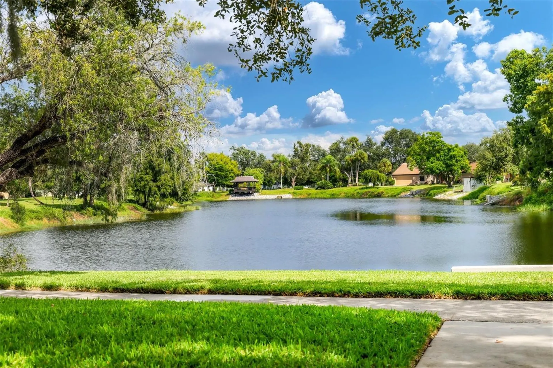 3638 Glen Oaks Manor Drive Sarasota FL 34232