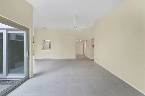 3638 Glen Oaks Manor Drive Sarasota FL 34232