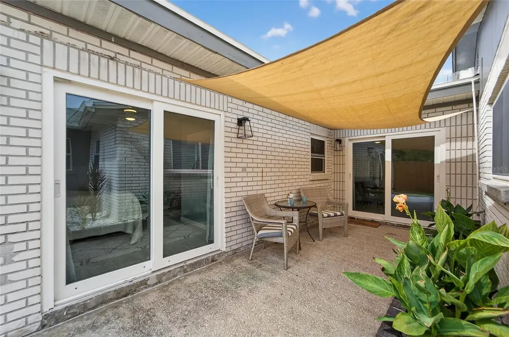 6550 S West Shore Circle Tampa FL 33616