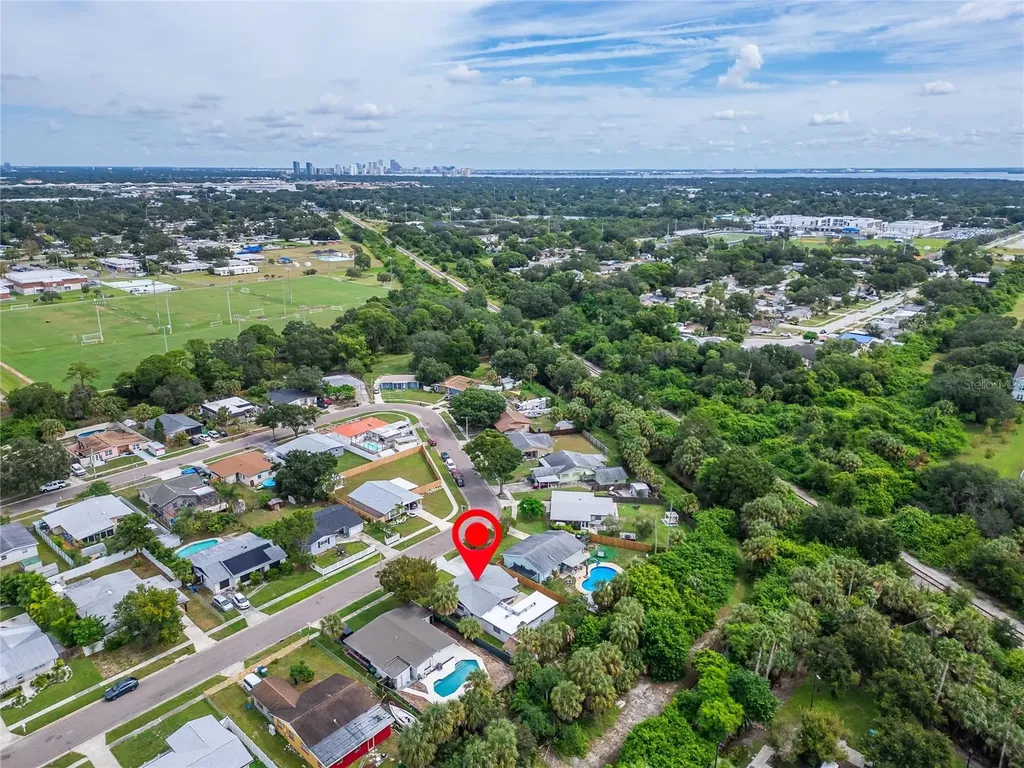 6550 S West Shore Circle Tampa FL 33616