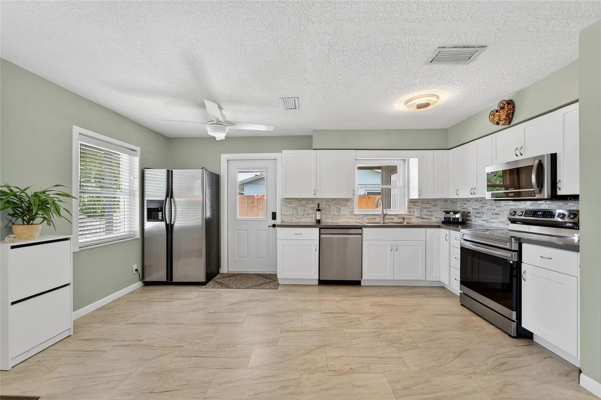 6550 S West Shore Circle Tampa FL 33616