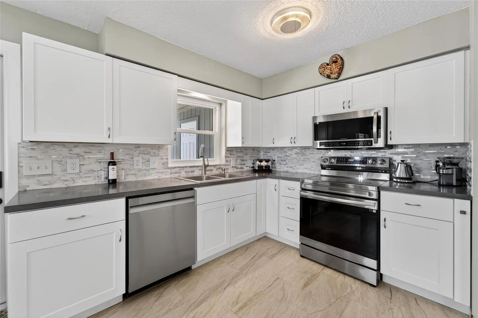 6550 S West Shore Circle Tampa FL 33616