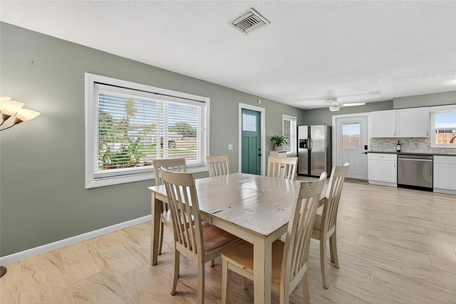 6550 S West Shore Circle Tampa FL 33616