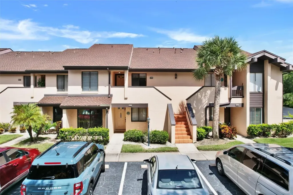 6221 Timber Lake Drive Sarasota FL 34243