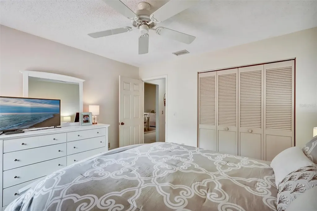 6221 Timber Lake Drive Sarasota FL 34243
