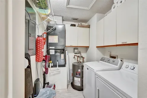 6221 Timber Lake Drive Sarasota FL 34243