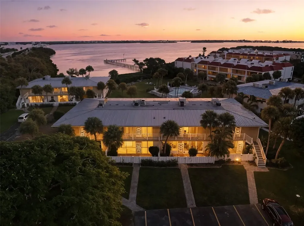 725 Manatee Avenue Holmes Beach FL 34217