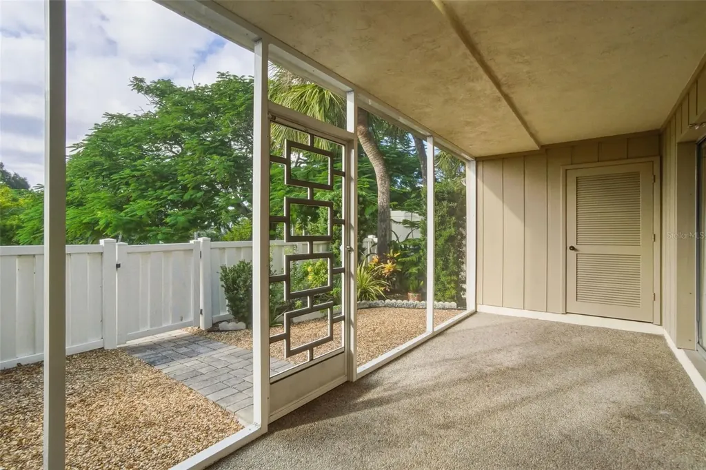 725 Manatee Avenue Holmes Beach FL 34217