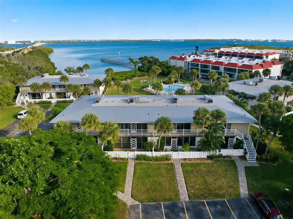 725 Manatee Avenue Holmes Beach FL 34217