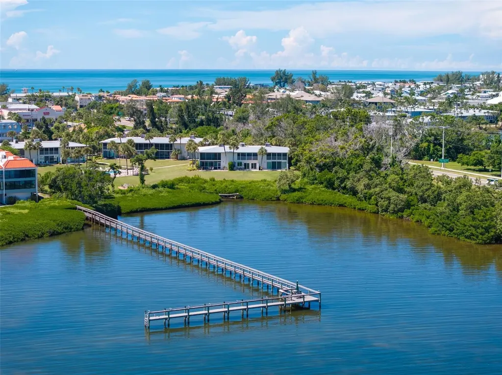 725 Manatee Avenue Holmes Beach FL 34217