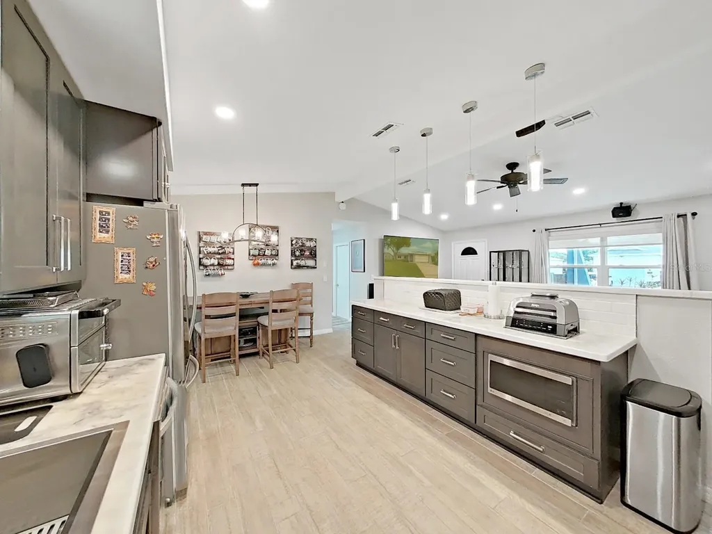 8527 Jolly Roger Drive Hudson FL 34667