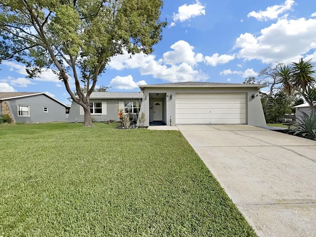 8527 Jolly Roger Drive Hudson FL 34667