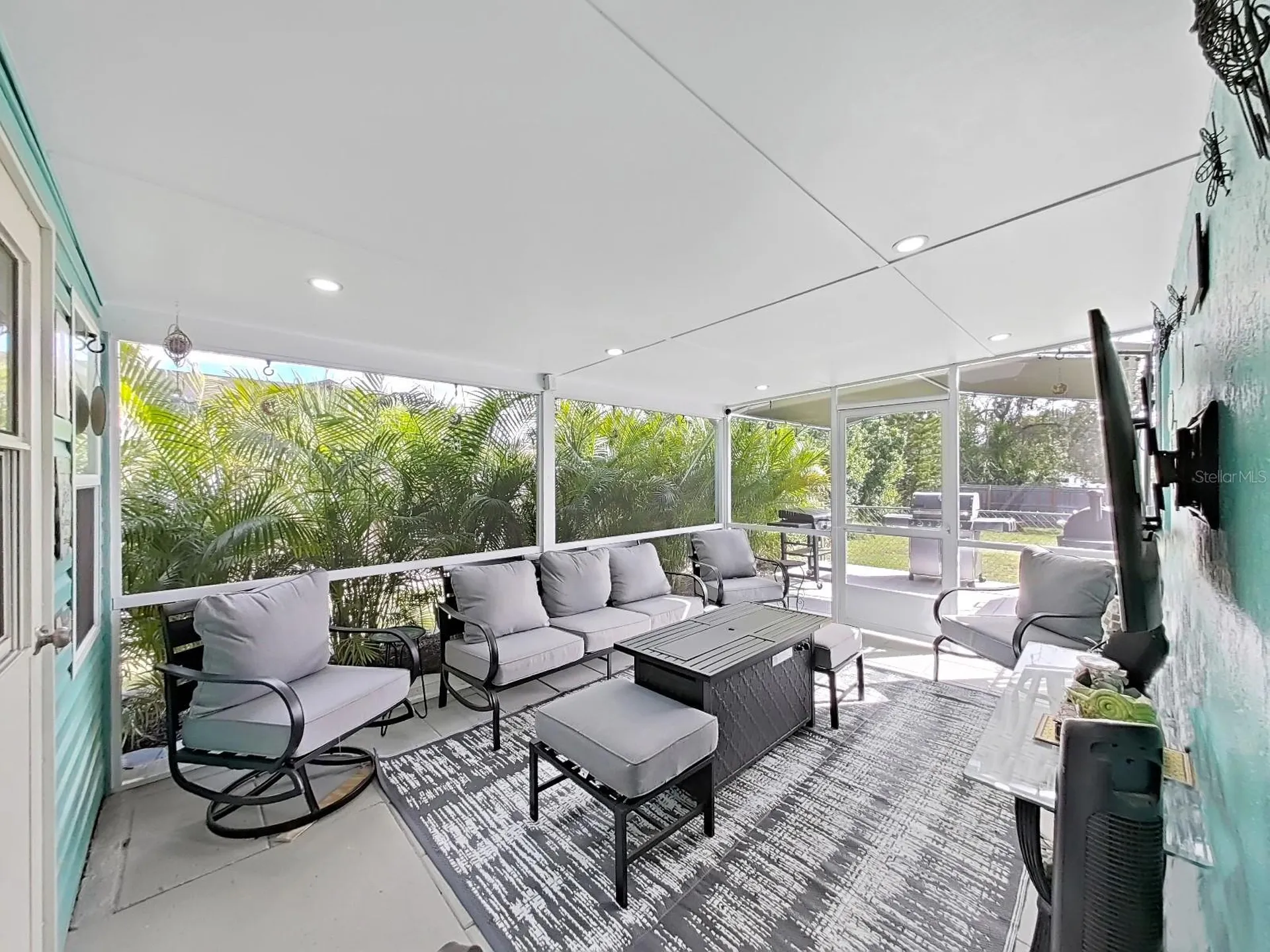 8527 Jolly Roger Drive Hudson FL 34667