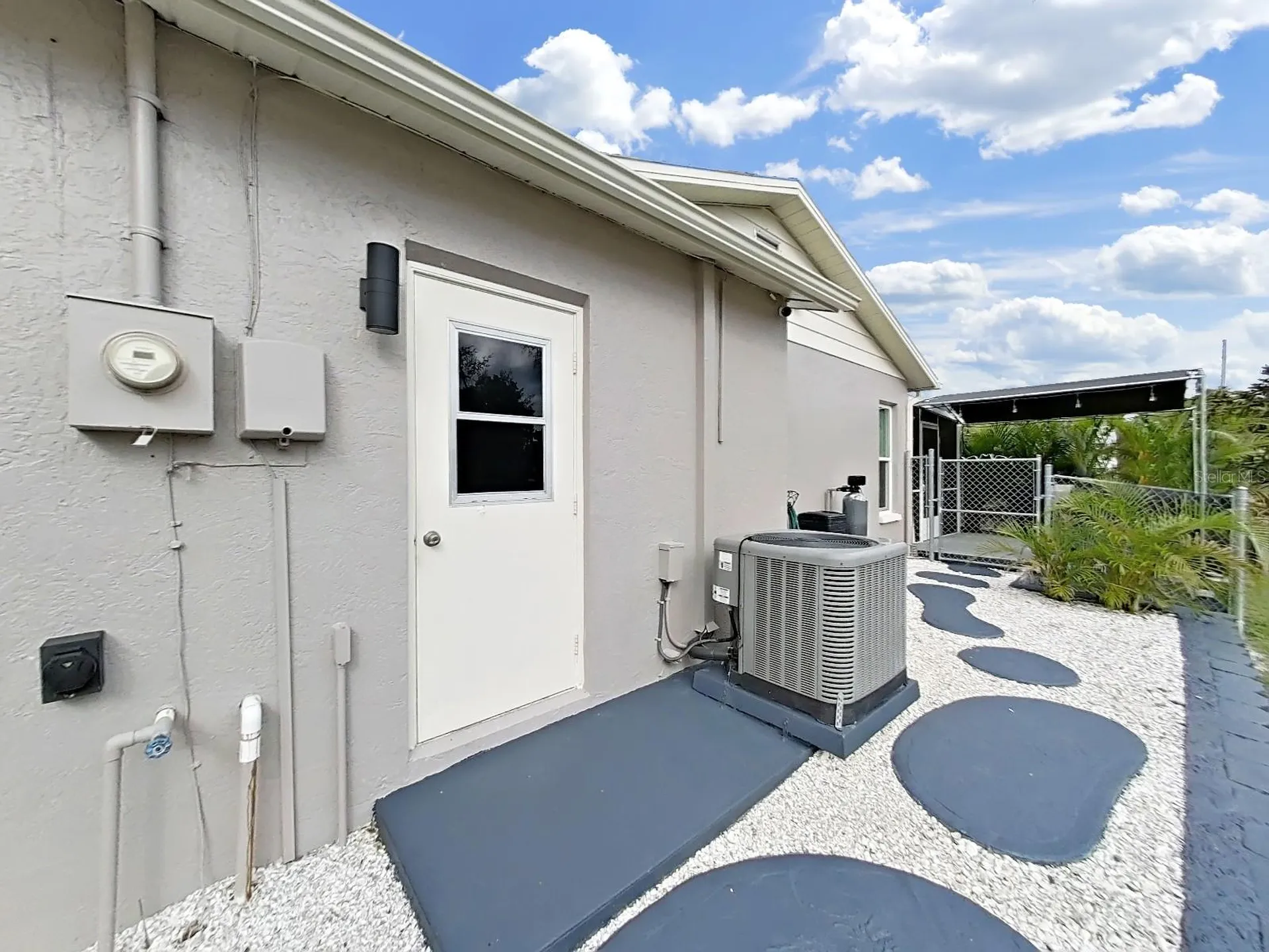 8527 Jolly Roger Drive Hudson FL 34667