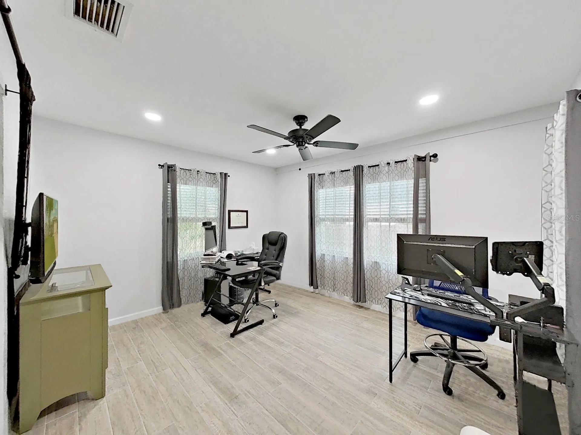 8527 Jolly Roger Drive Hudson FL 34667