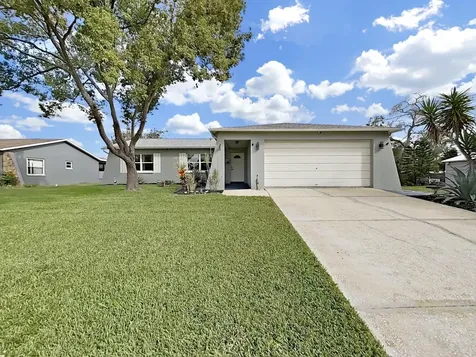 8527 Jolly Roger Drive Hudson FL 34667