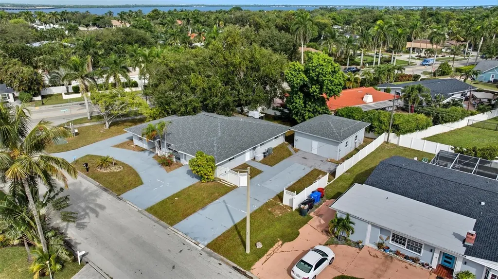4747 Mcgregor Boulevard Fort Myers FL 33901