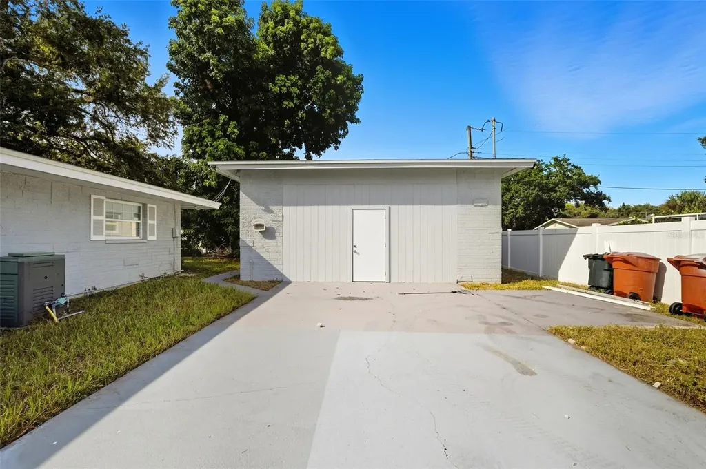 4747 Mcgregor Boulevard Fort Myers FL 33901