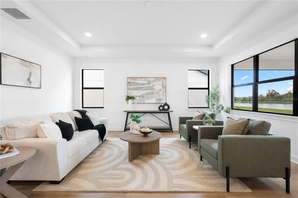 5856 Freestone Circle Apollo Beach FL 33572