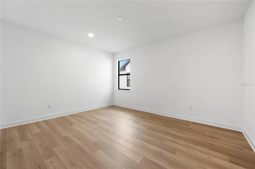 5856 Freestone Circle Apollo Beach FL 33572