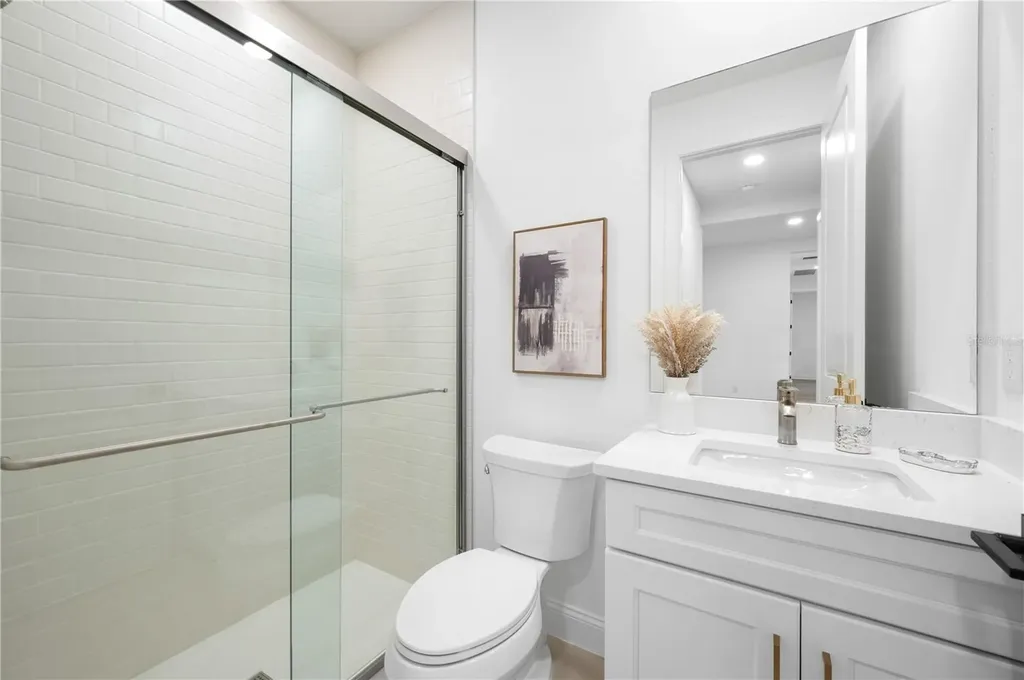 5856 Freestone Circle Apollo Beach FL 33572