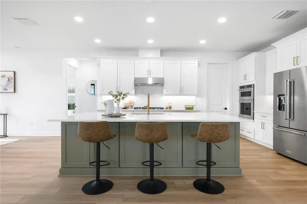 5856 Freestone Circle Apollo Beach FL 33572