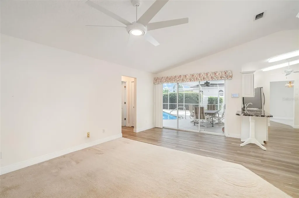4817 61st Avenue Drive W Bradenton FL 34210