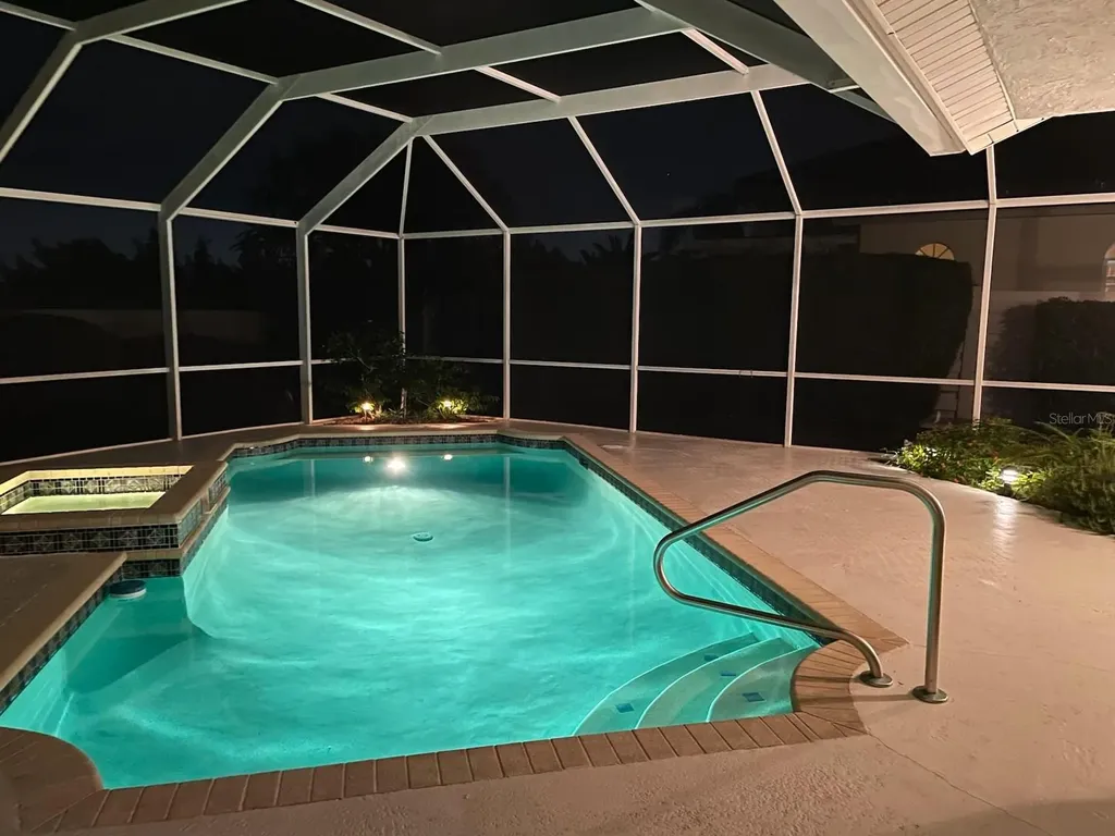 4817 61st Avenue Drive W Bradenton FL 34210