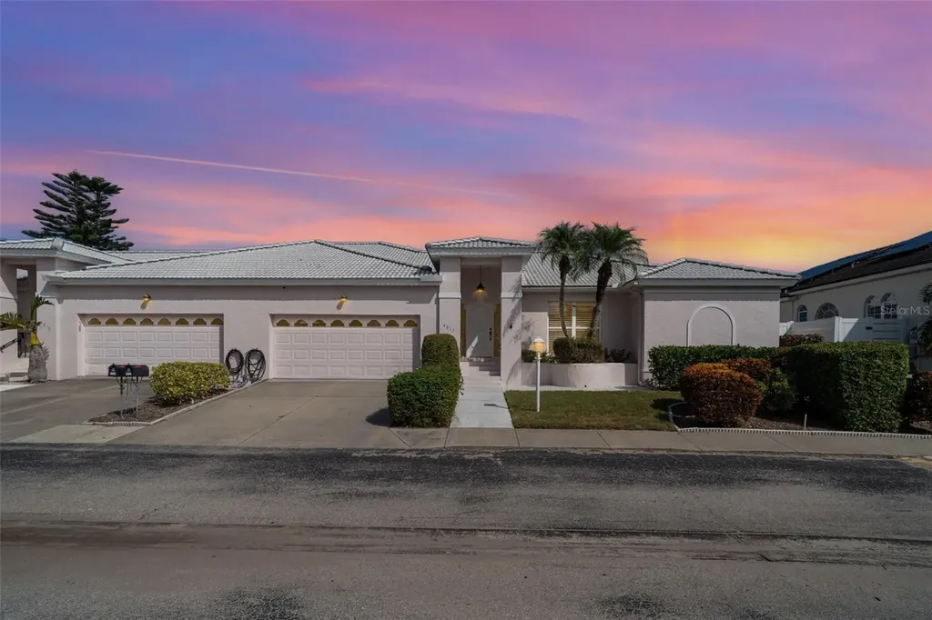 4817 61st Avenue Drive W Bradenton FL 34210