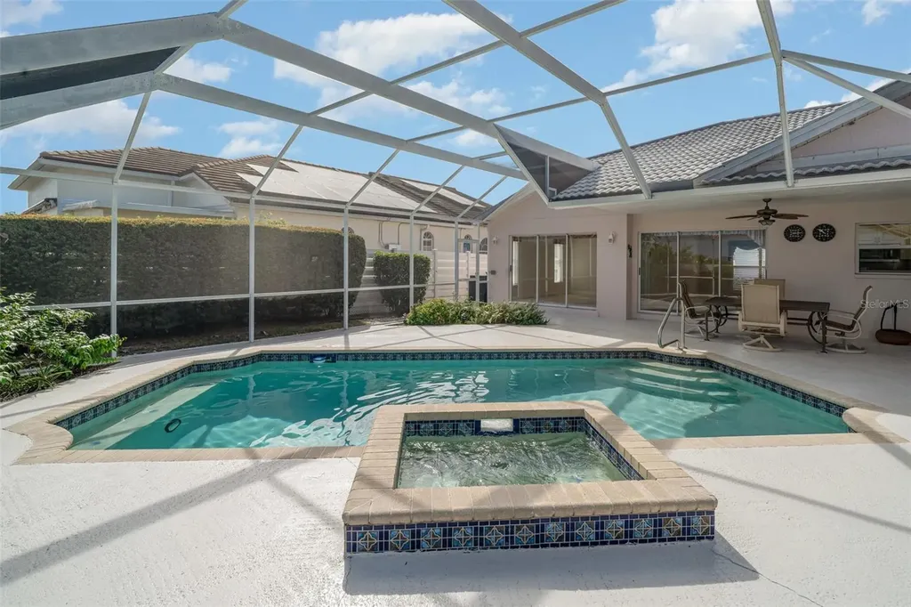 4817 61st Avenue Drive W Bradenton FL 34210