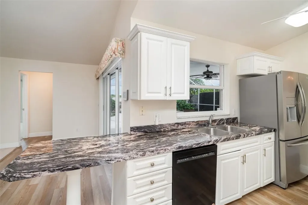 4817 61st Avenue Drive W Bradenton FL 34210