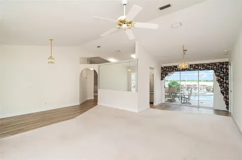 4817 61st Avenue Drive W Bradenton FL 34210