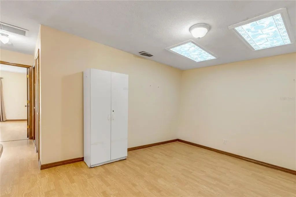 416 Shangri La Circle Edgewater FL 32132