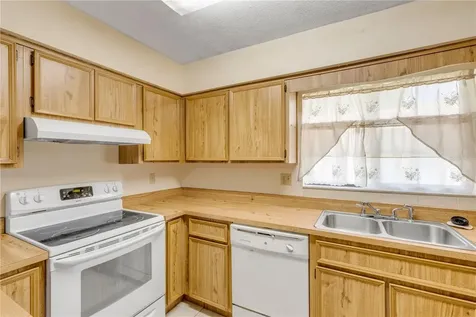 416 Shangri La Circle Edgewater FL 32132
