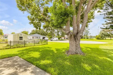 416 Shangri La Circle Edgewater FL 32132
