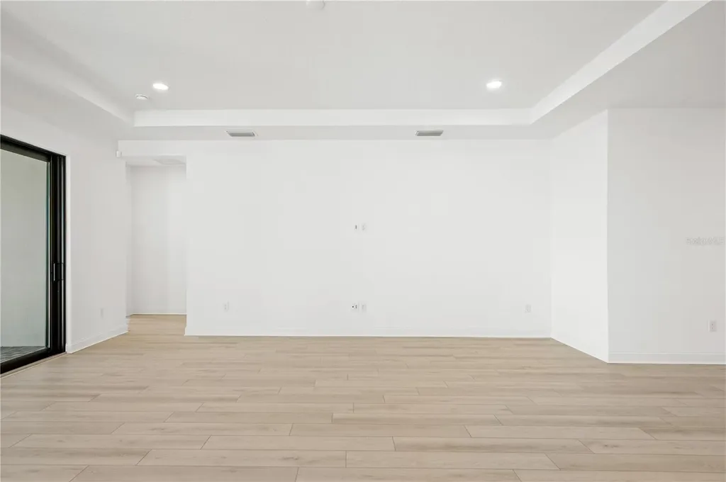 5830 Freestone Circle Apollo Beach FL 33572