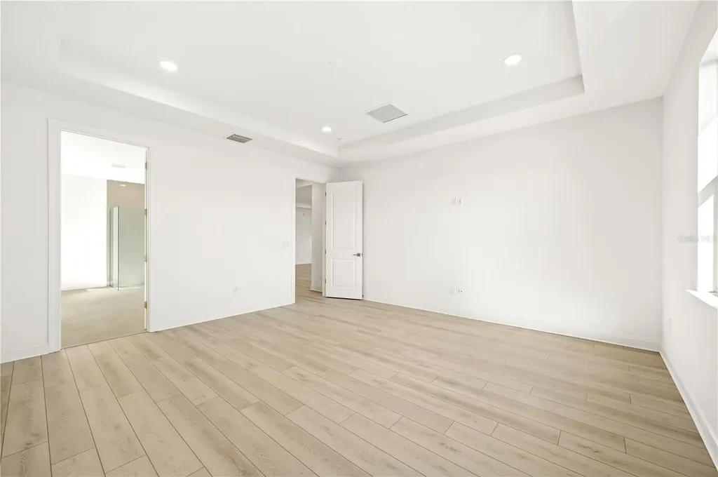 5830 Freestone Circle Apollo Beach FL 33572