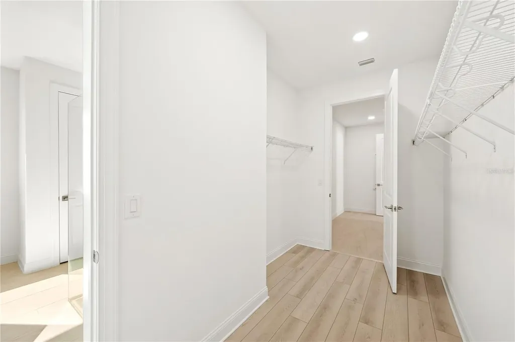 5830 Freestone Circle Apollo Beach FL 33572