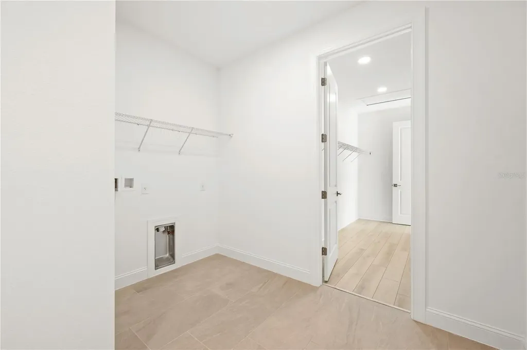 5830 Freestone Circle Apollo Beach FL 33572