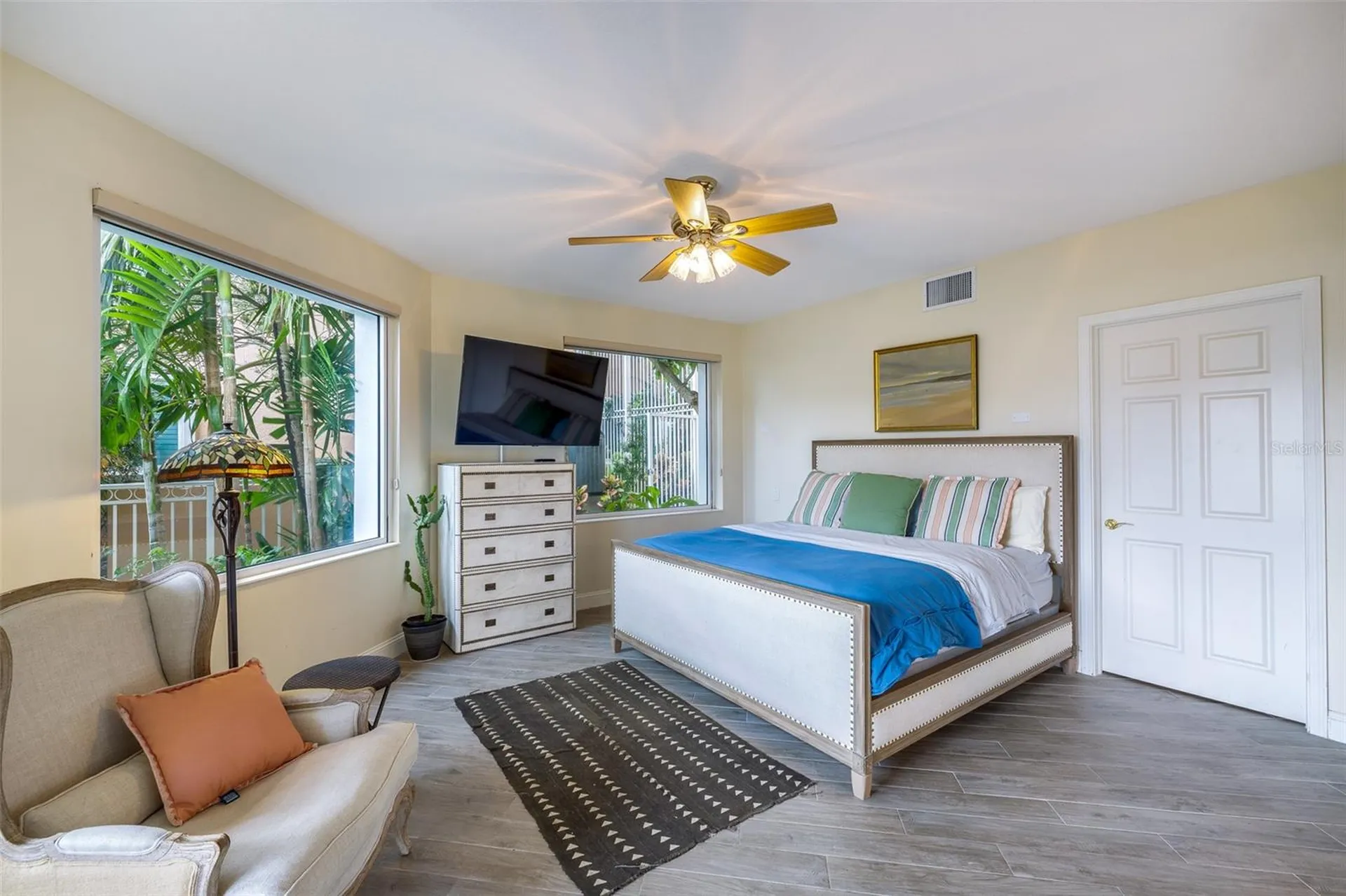 555 5th Avenue NE St Petersburg FL 33701