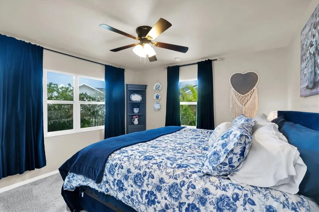 301 Thorn Hill Place Sun City Center FL 33573