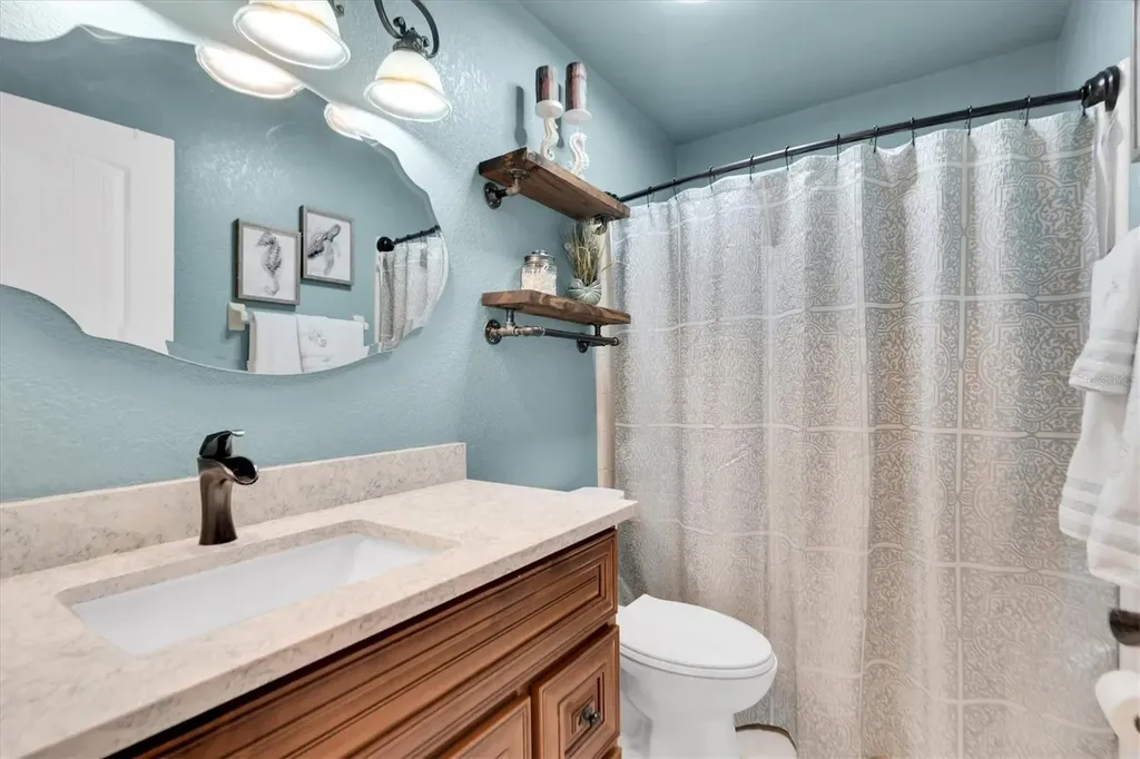 301 Thorn Hill Place Sun City Center FL 33573