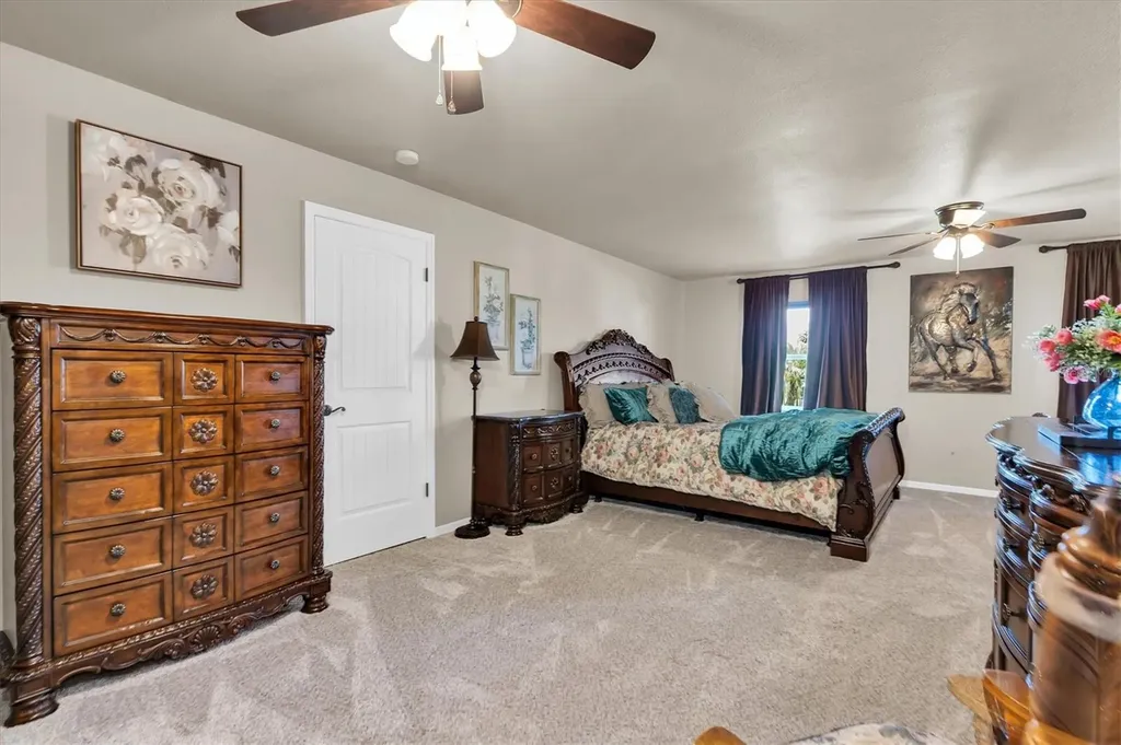 301 Thorn Hill Place Sun City Center FL 33573