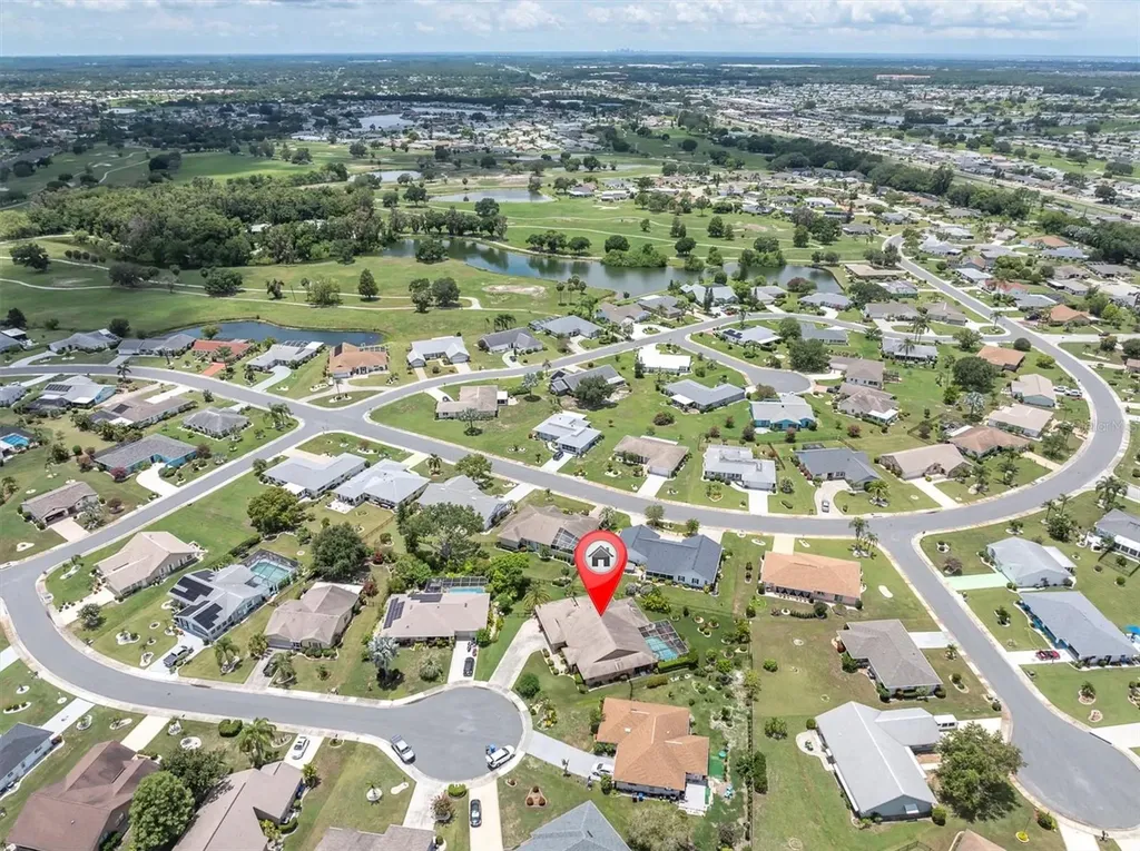 301 Thorn Hill Place Sun City Center FL 33573