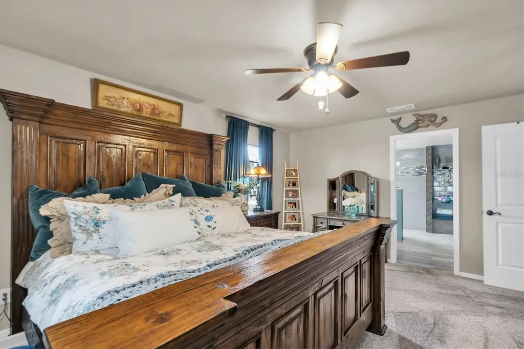 301 Thorn Hill Place Sun City Center FL 33573