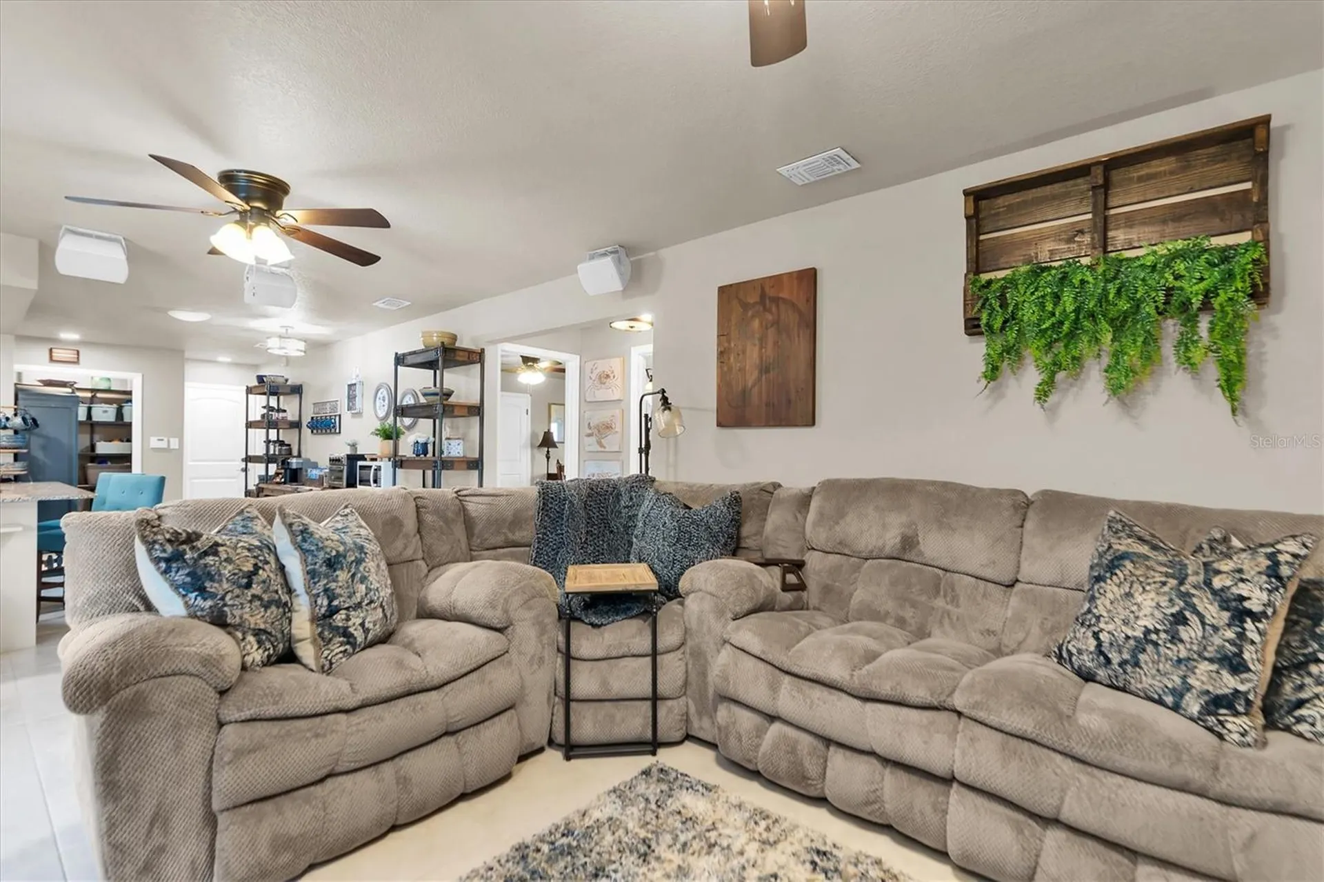 301 Thorn Hill Place Sun City Center FL 33573